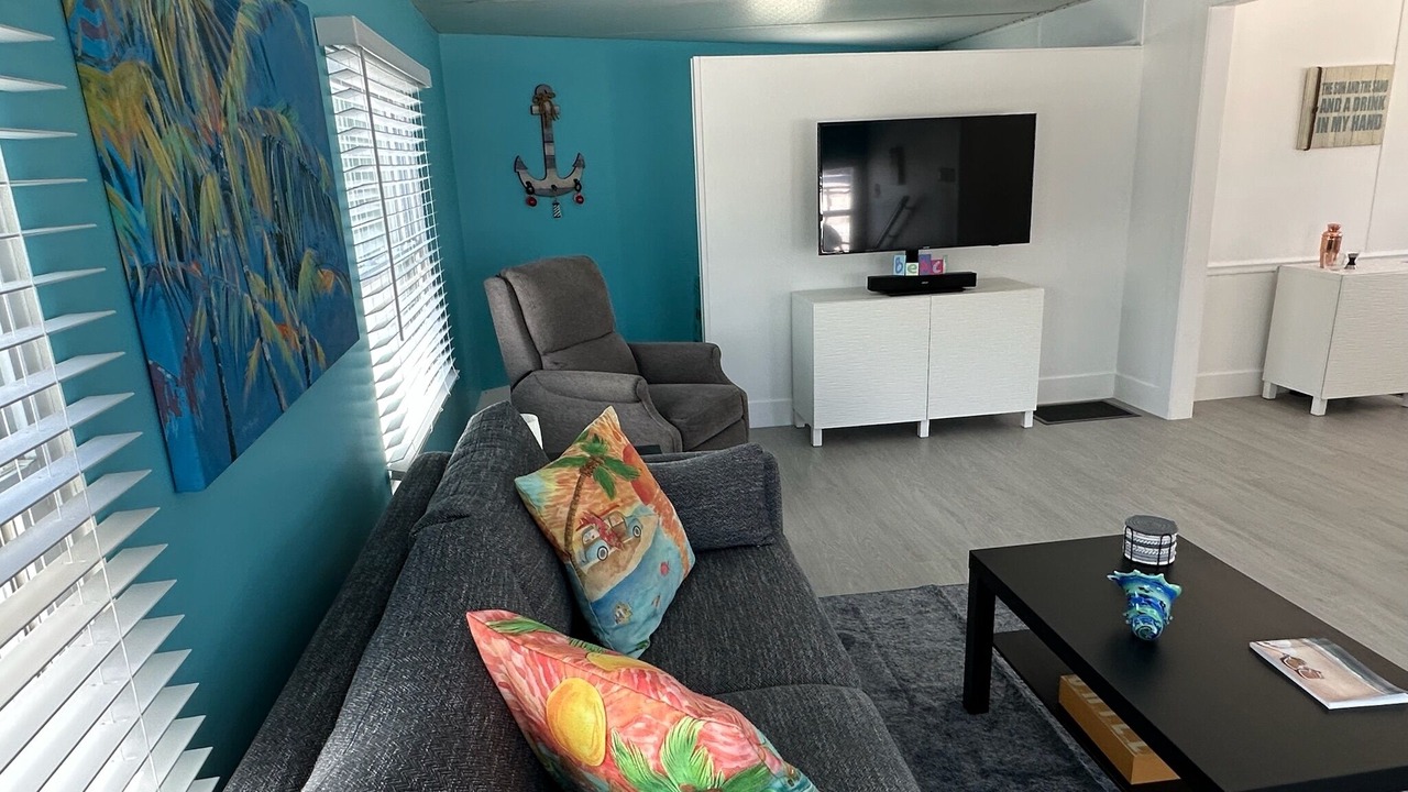 Photo of Livingroom in Hutchinson Island South
