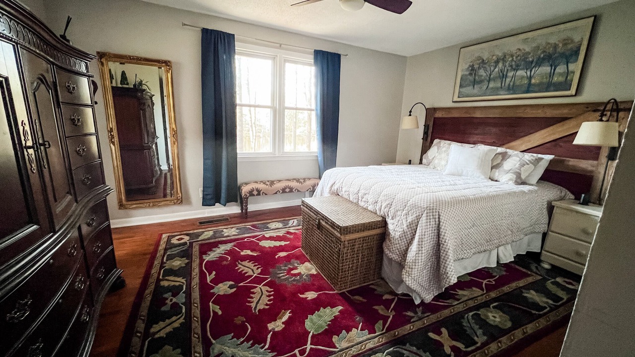 Photo of Bedroom in Evans