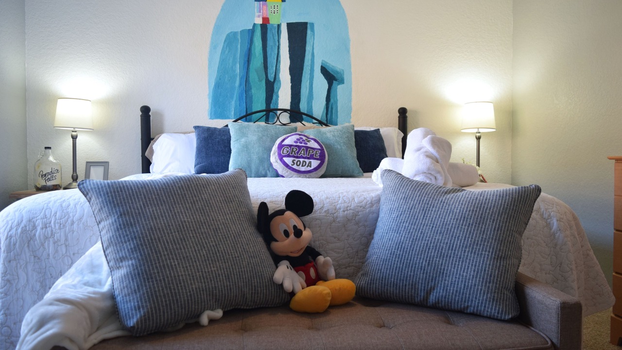 Photo of Bedroom in Regal Palms