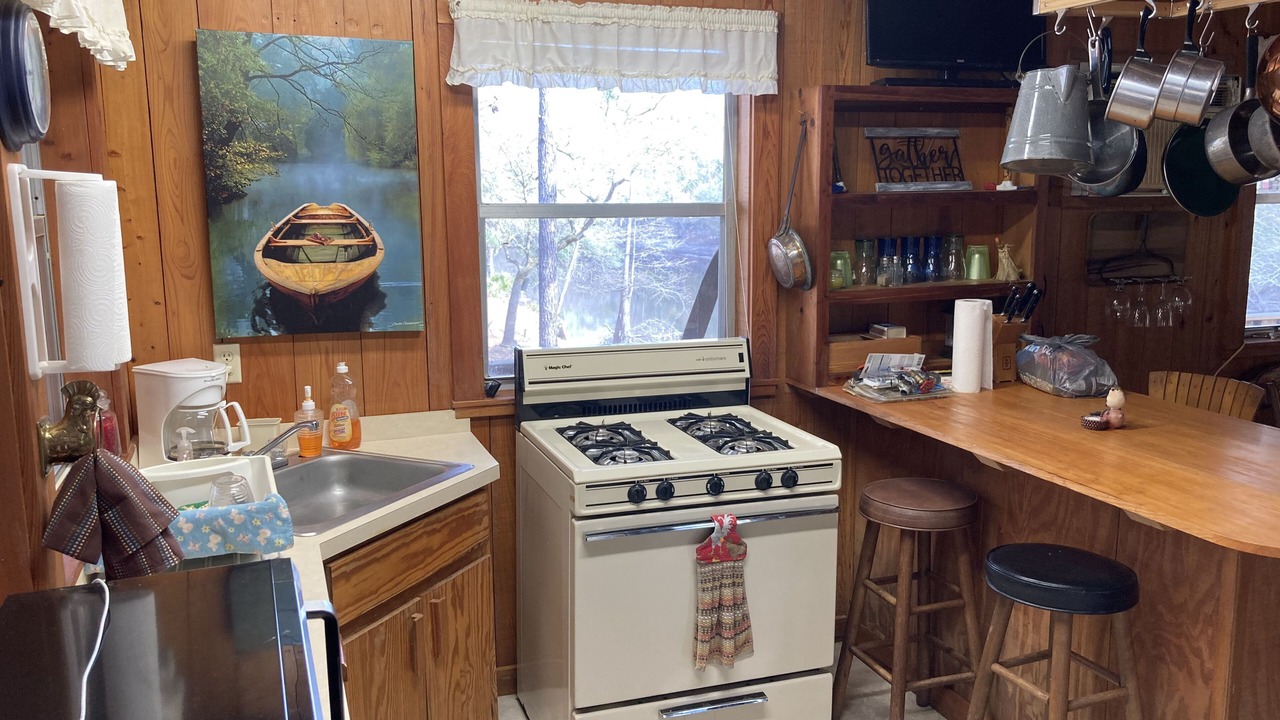 Photo of Kitchen in Folkston