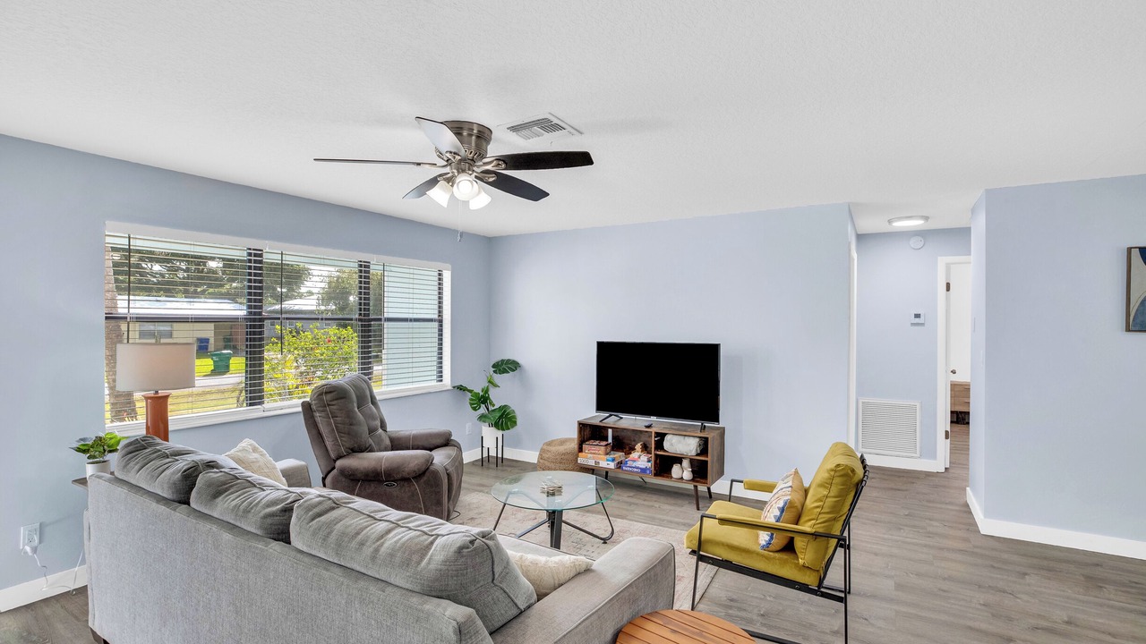 Photo of Livingroom in Sebastian Highlands
