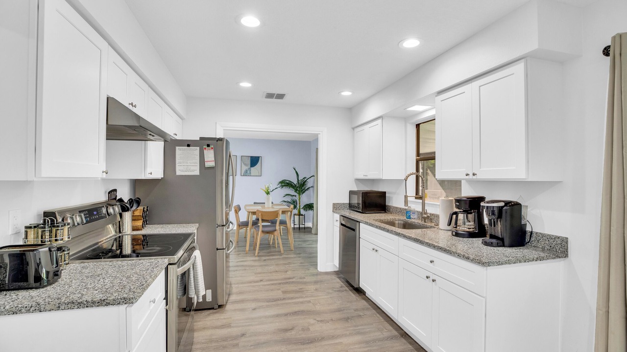Photo of Kitchen in Sebastian Highlands