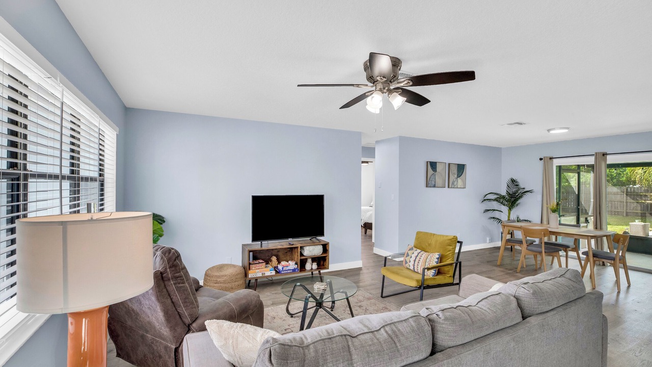 Photo of Livingroom in Sebastian Highlands