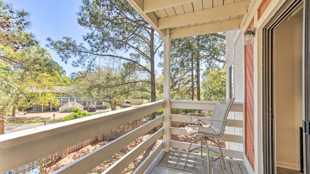 Photo of Patio Balcony in Folly Field
