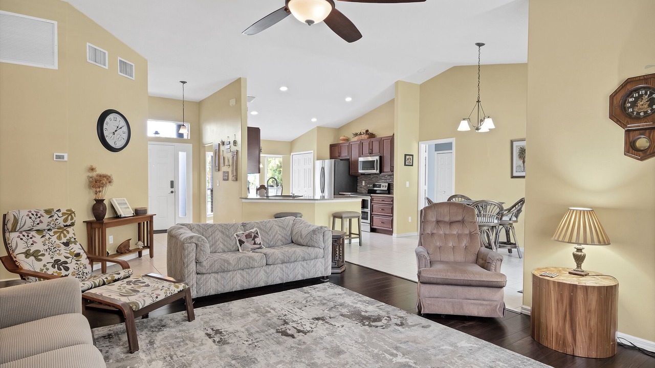 Photo of Livingroom in Sebastian Highlands