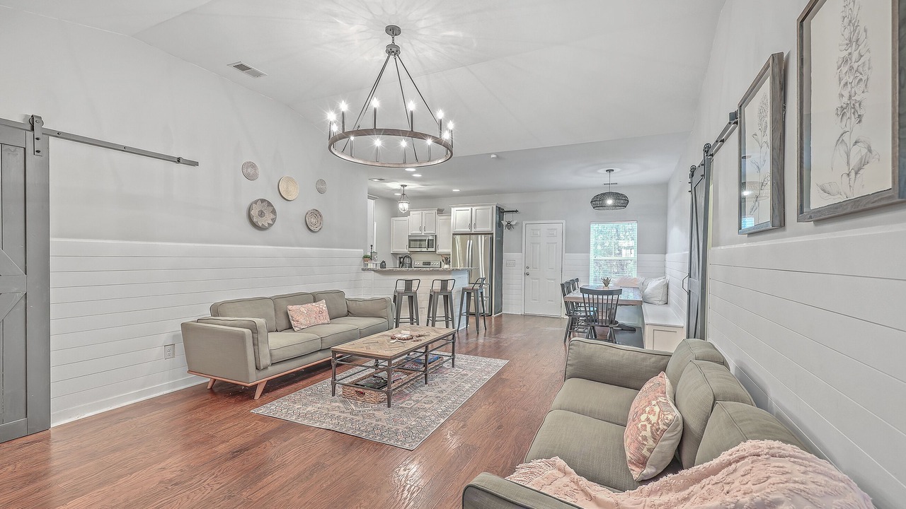Photo of Livingroom in Summerville