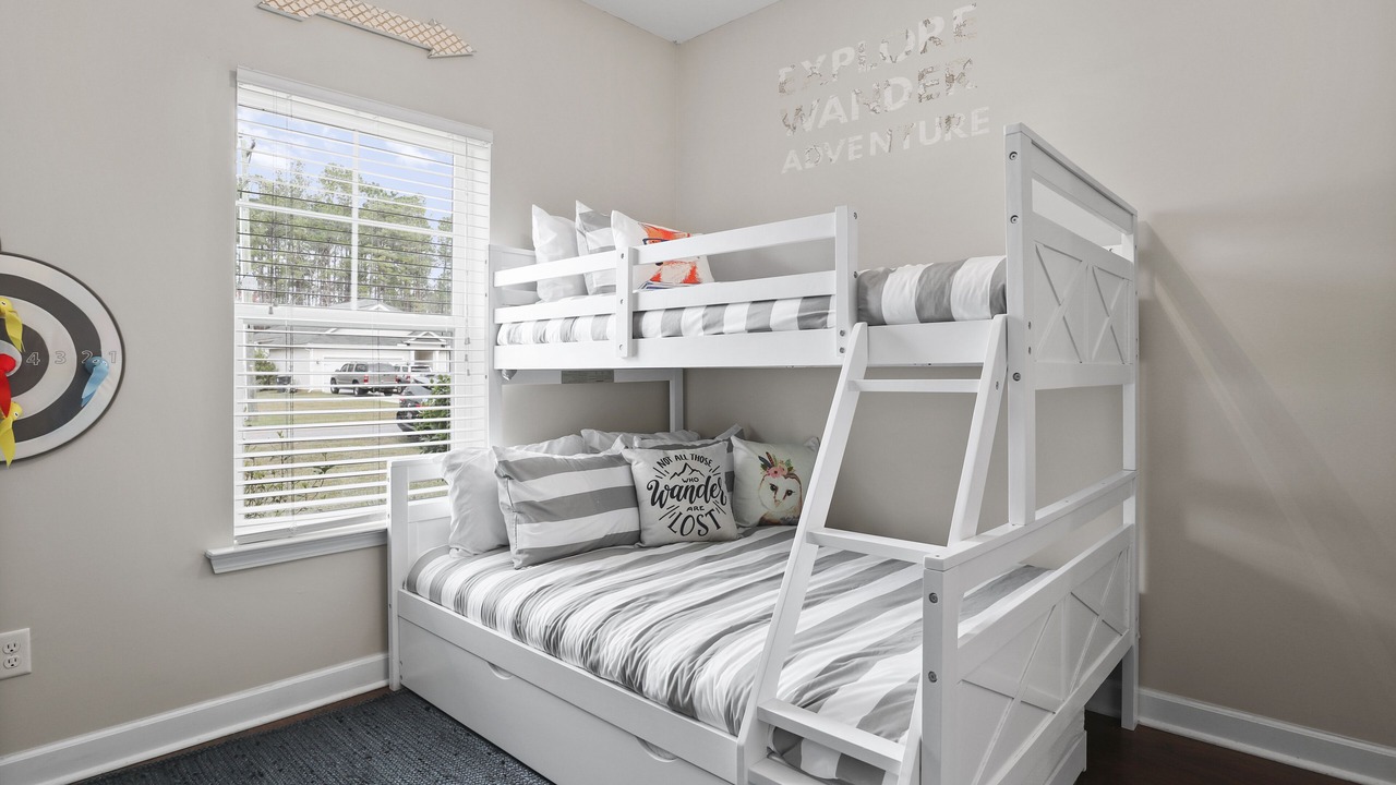 Photo of Bedroom in Summerville