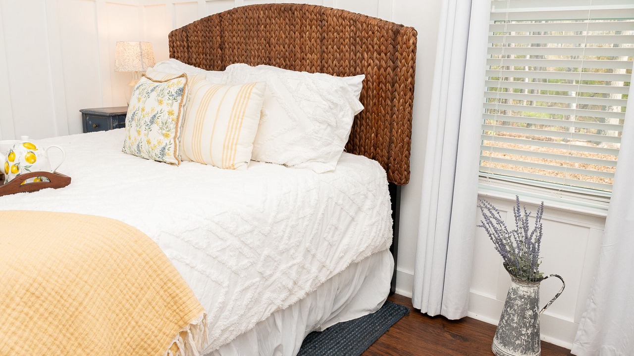 Photo of Bedroom in Summerville