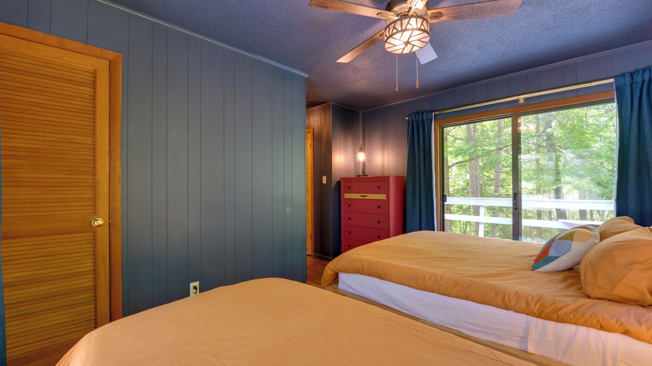 Photo of Bedroom in Almond