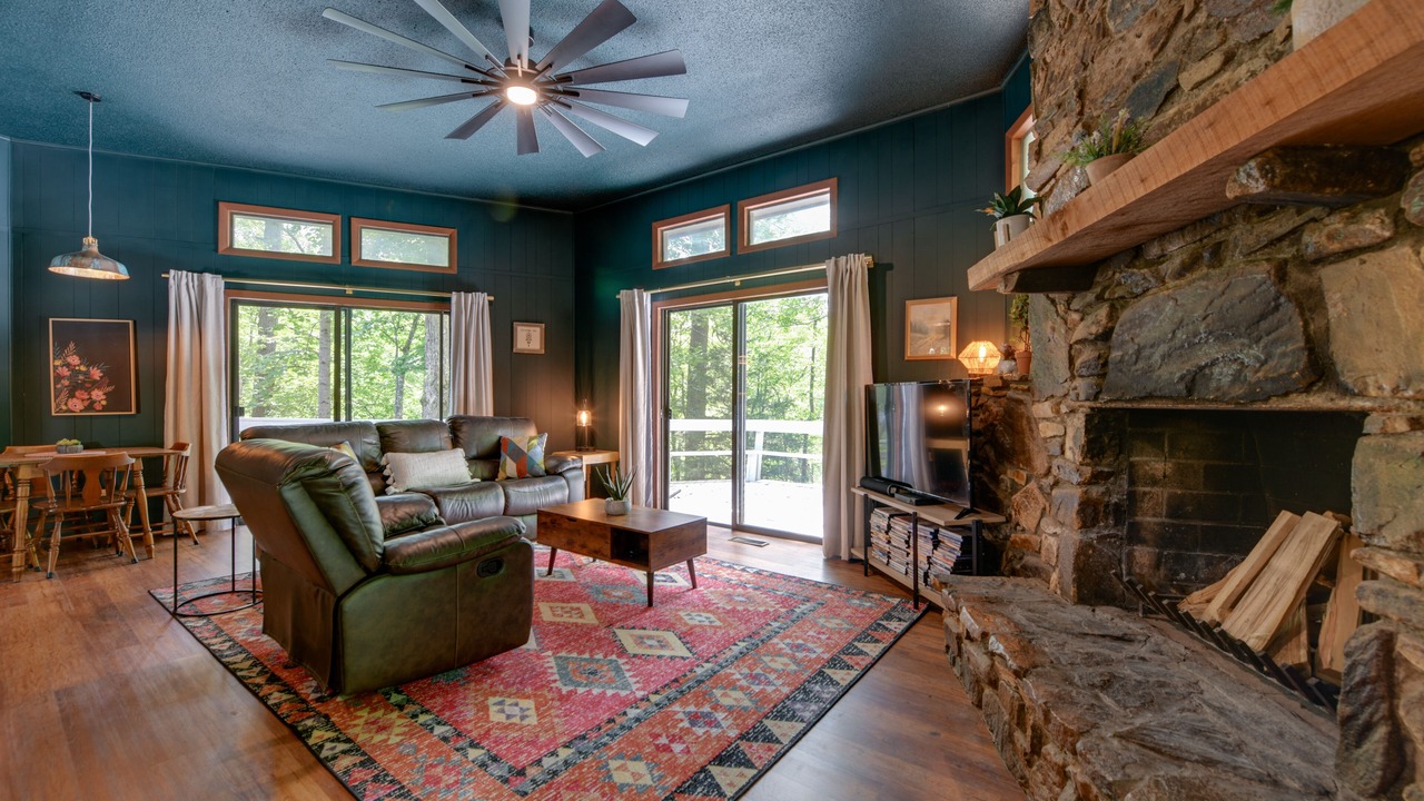 Photo of Livingroom in Almond