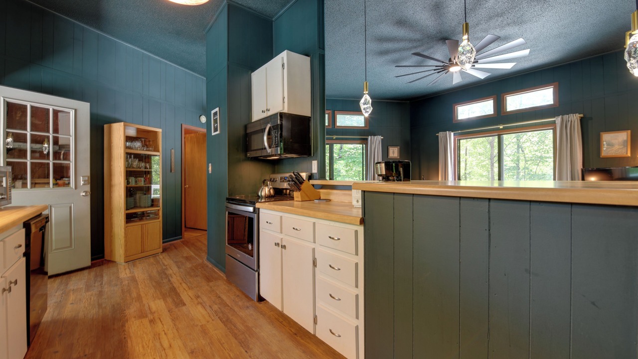 Photo of Kitchen in Almond