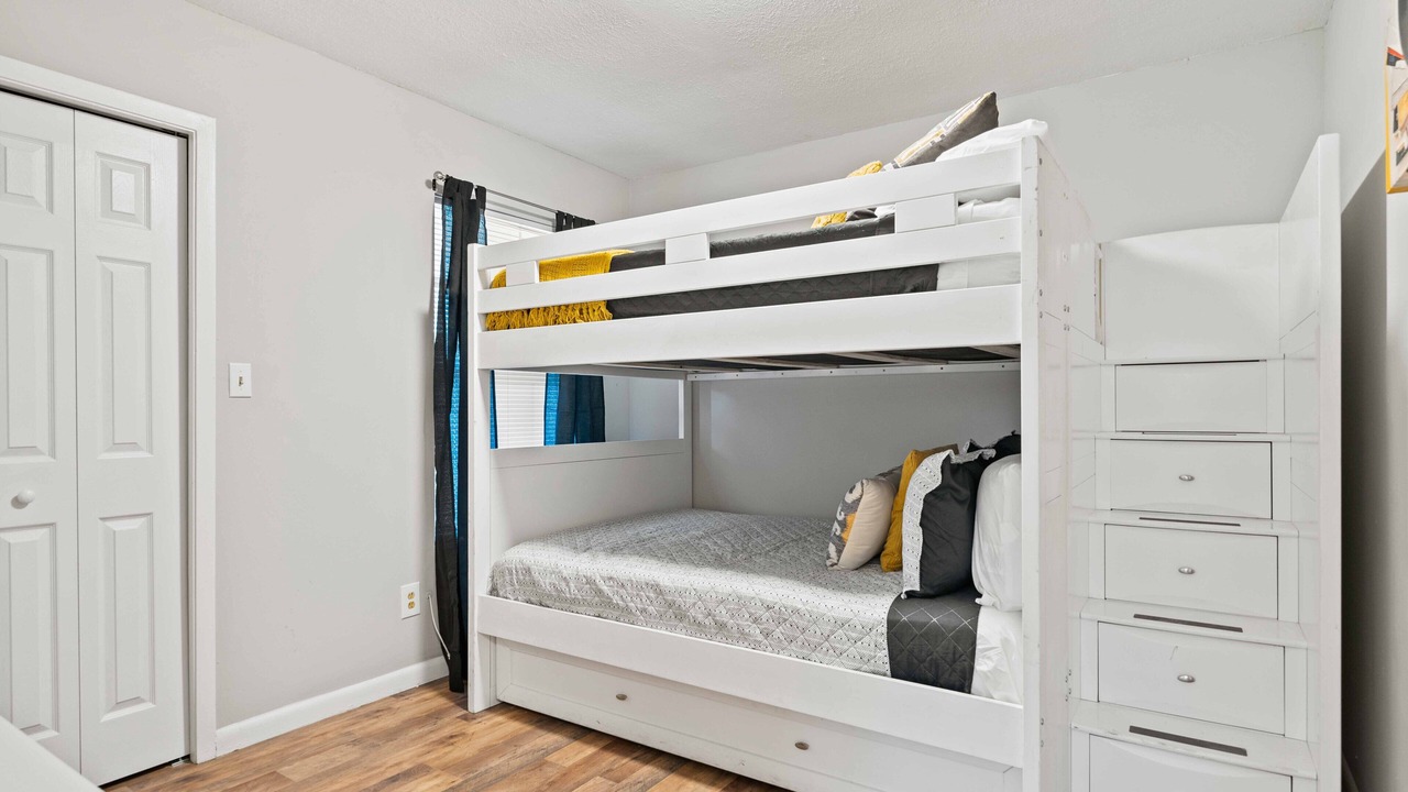Photo of Bedroom in Northside