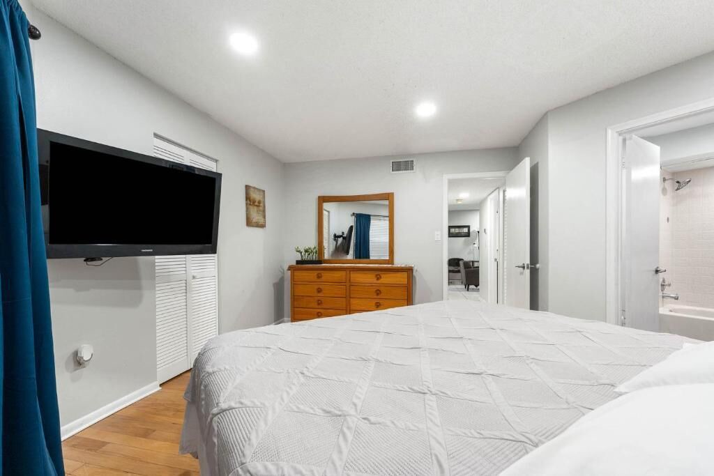 Photo of Bedroom in Ventura