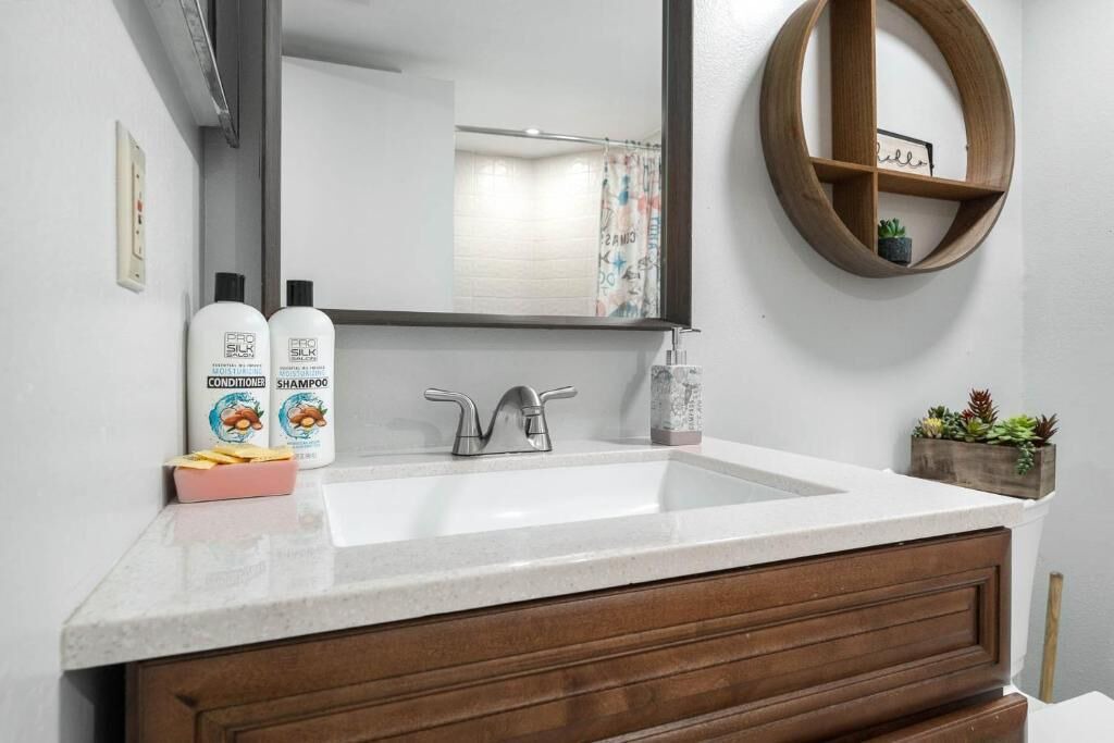 Photo of Bathroom in Ventura
