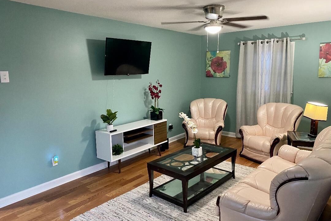 Photo of Livingroom in South View