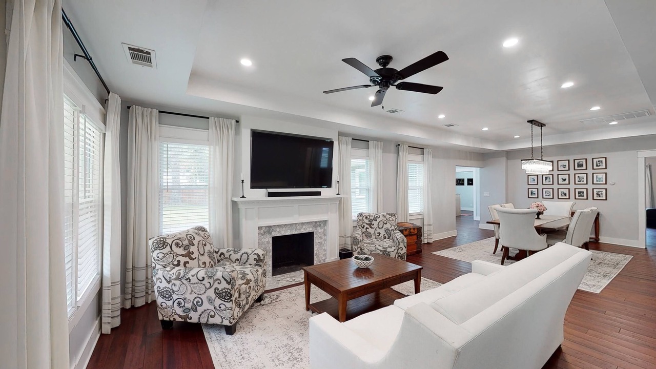 Photo of Livingroom in Garden City