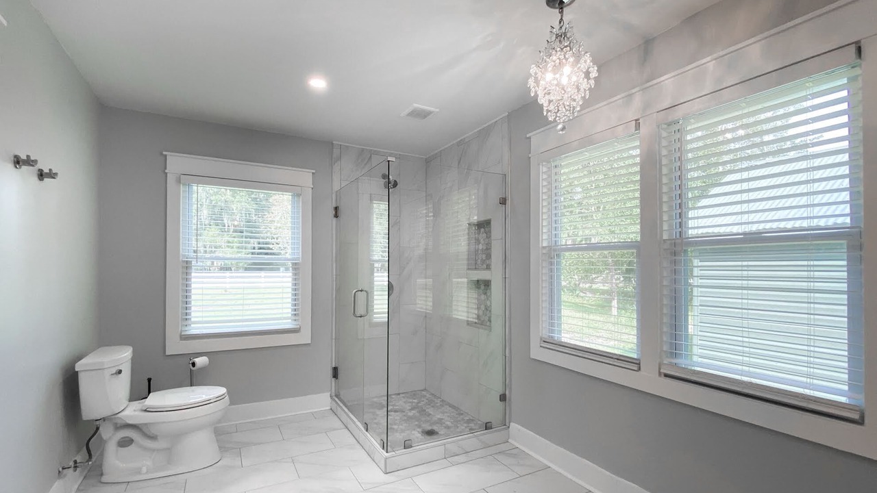 Photo of Bathroom in Garden City