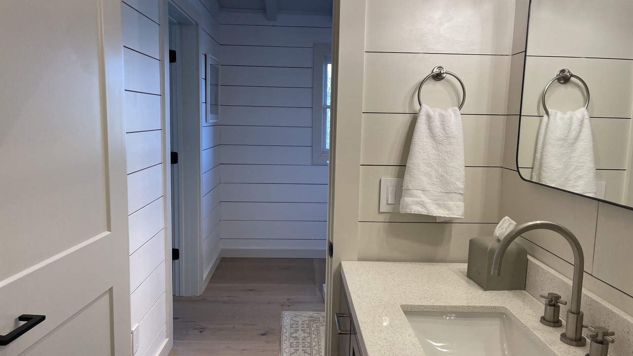 Photo of Bathroom in Glenville