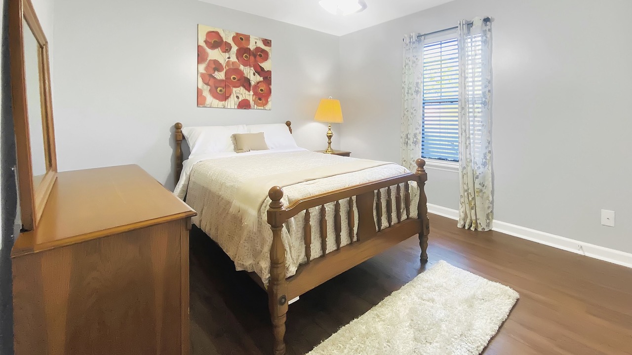 Photo of Bedroom in Martinez