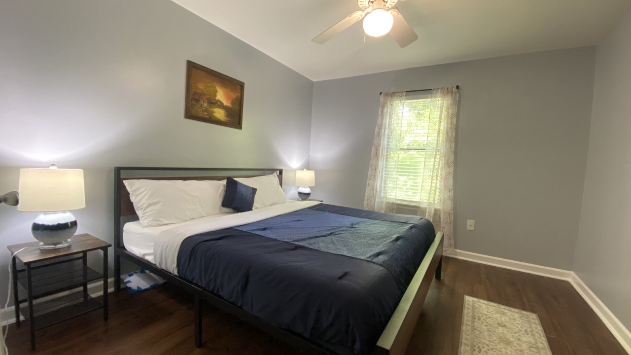 Photo of Bedroom in Martinez
