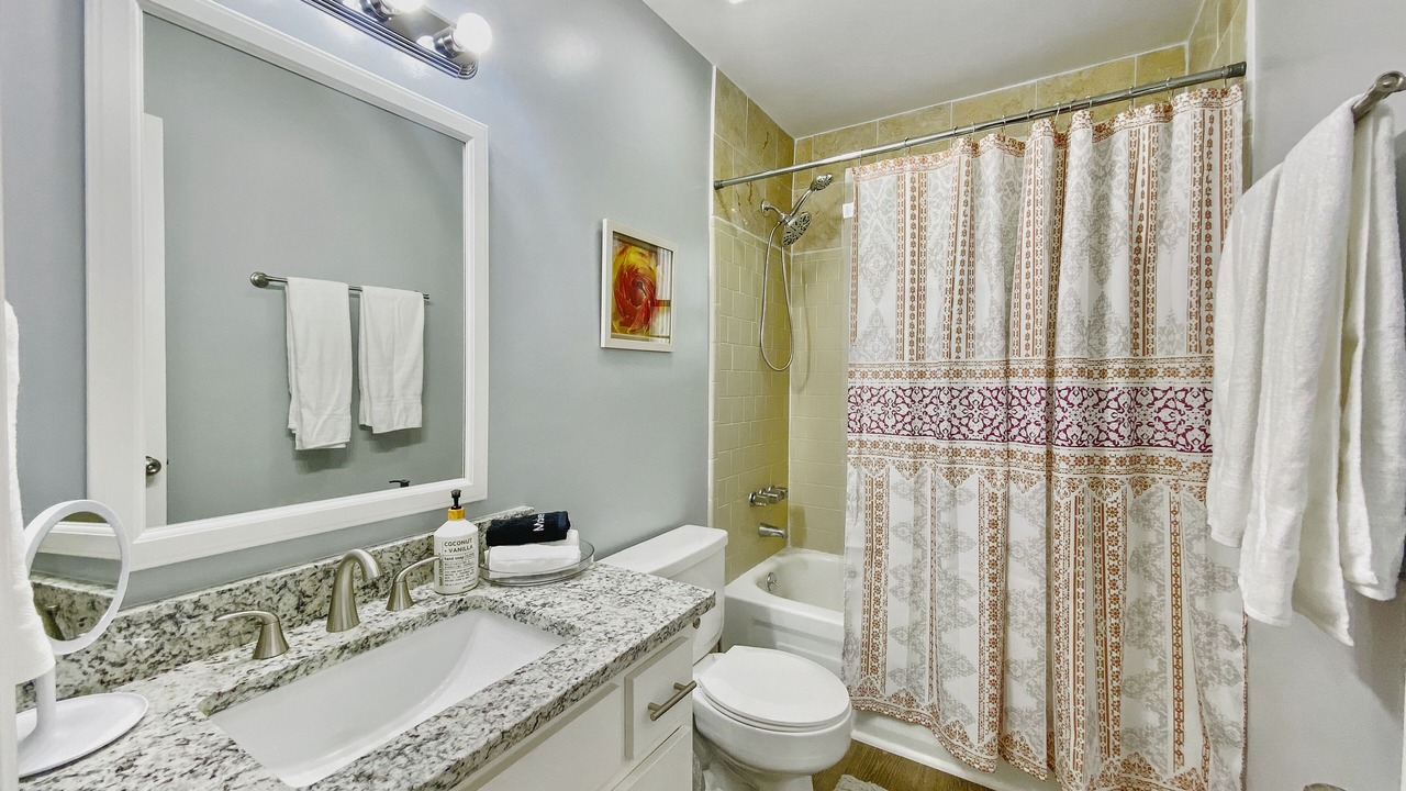 Photo of Bathroom in Martinez