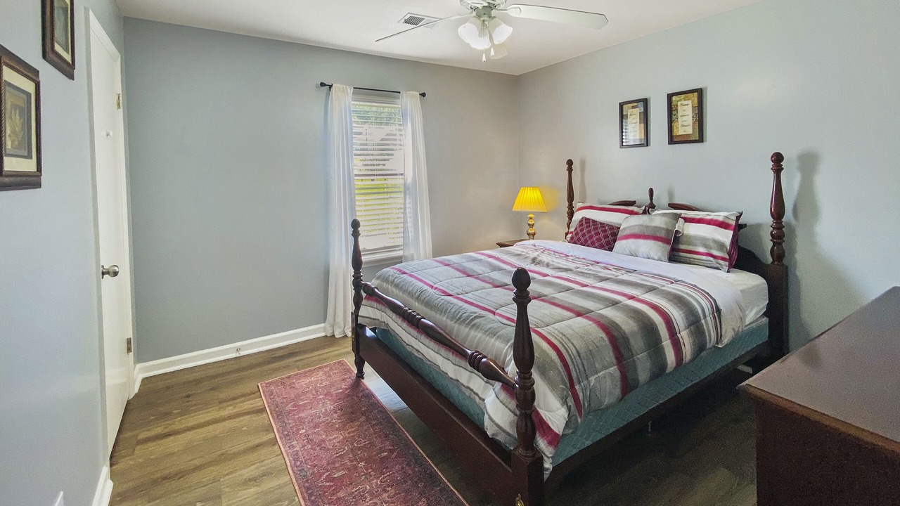 Photo of Bedroom in Martinez