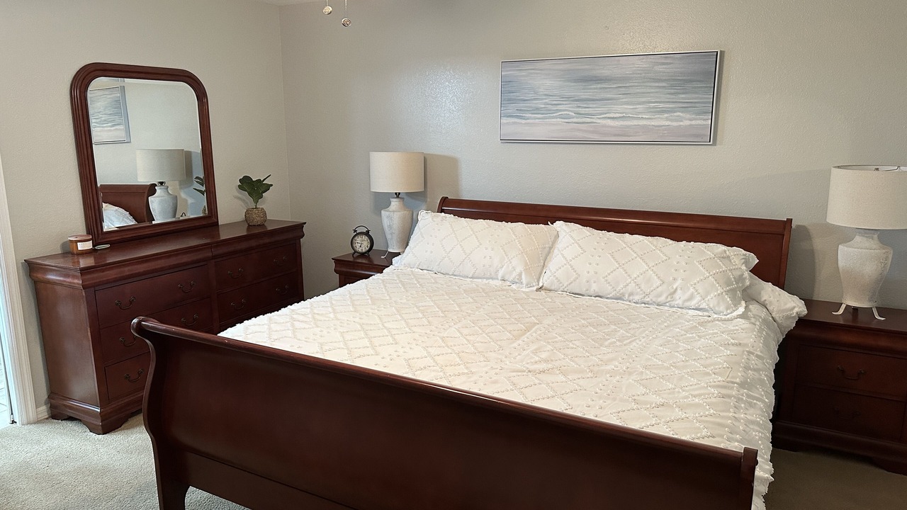 Photo of Bedroom in Goodland