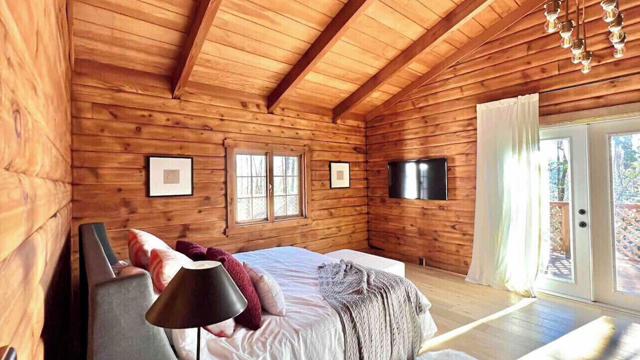 Photo of Bedroom in Brevard