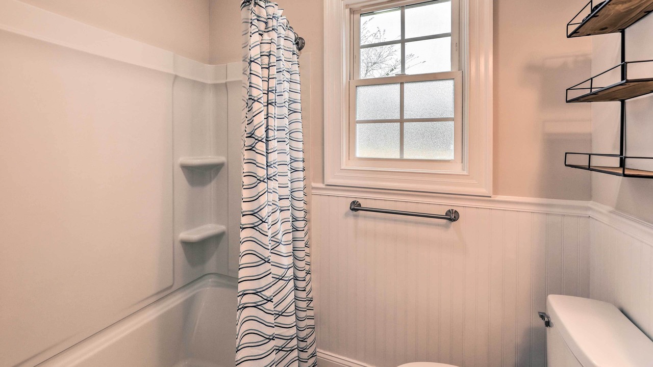 Photo of Bathroom in New Bern