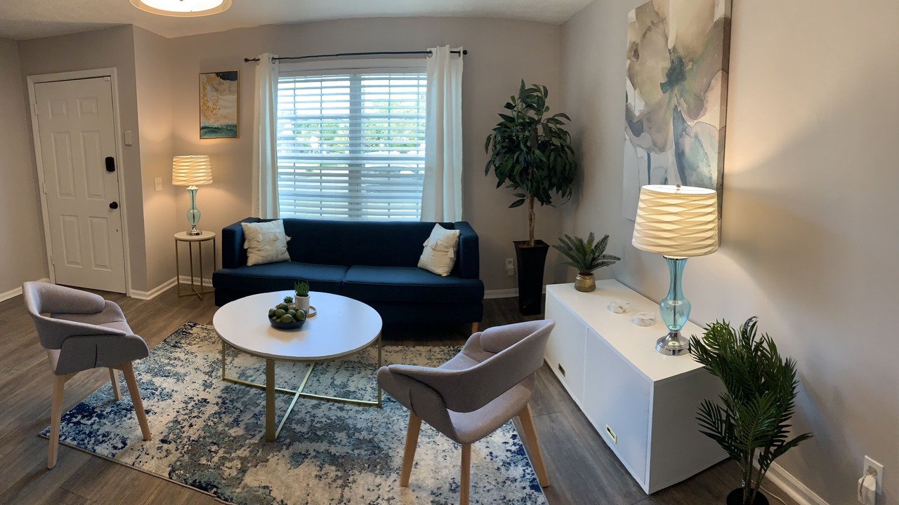 Photo of Livingroom in Whitemarsh Island