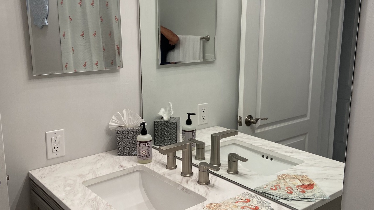 Photo of Bathroom in Naples Heritage