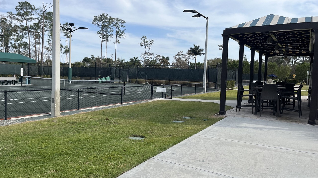 Photo of Outdoor in Naples Heritage