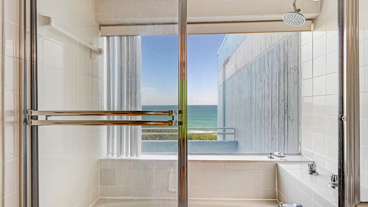 Photo of Bathroom in Melbourne Beach