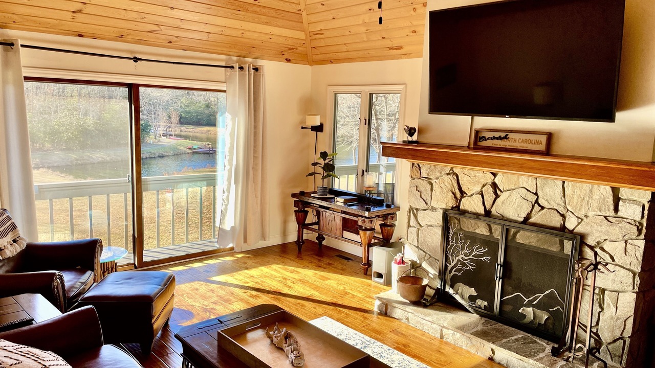 Photo of Livingroom in Brevard