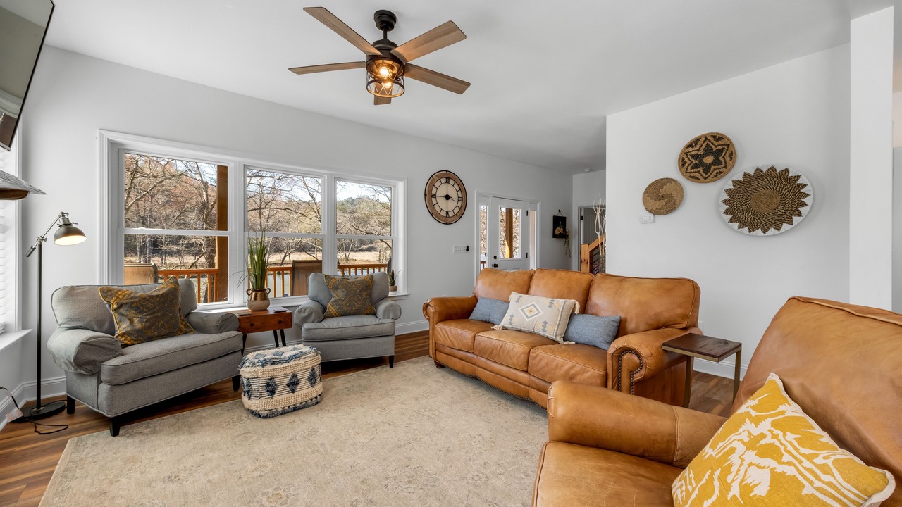 Photo of Livingroom in Murphy