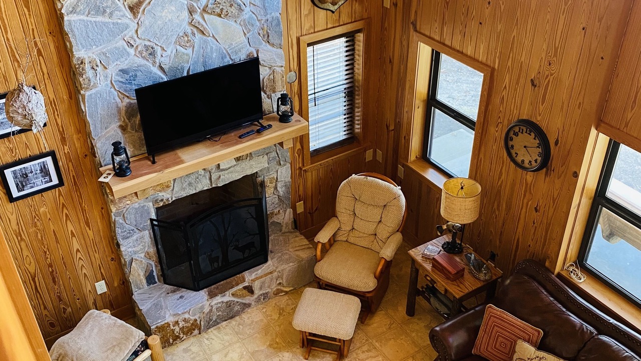 Photo of Livingroom in Appling County
