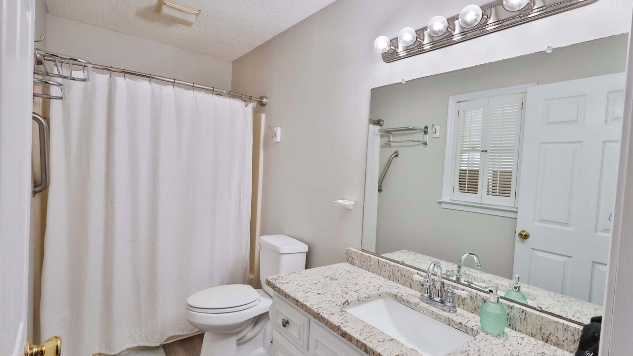 Photo of Bathroom in Statesboro
