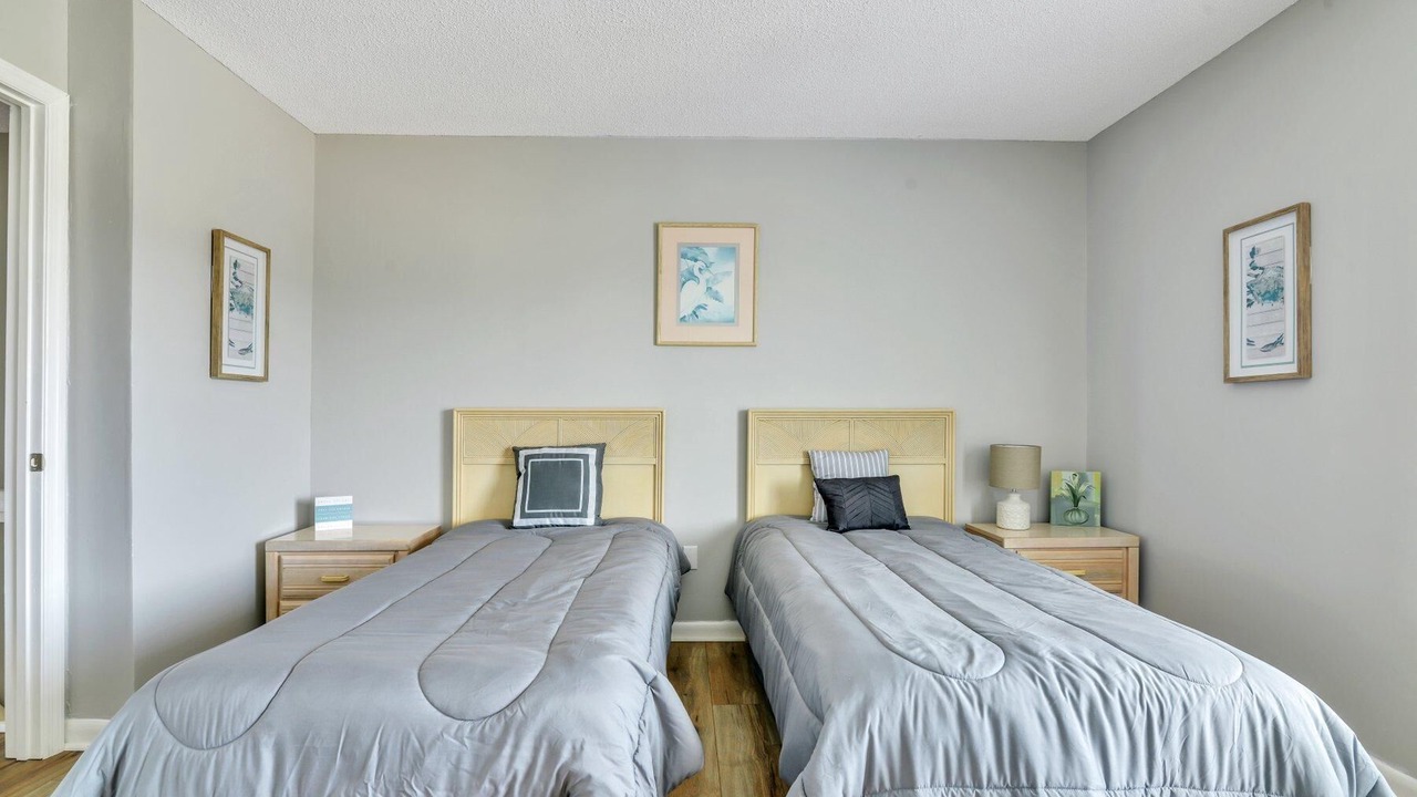 Photo of Bedroom in Oceanmarsh Subdivision