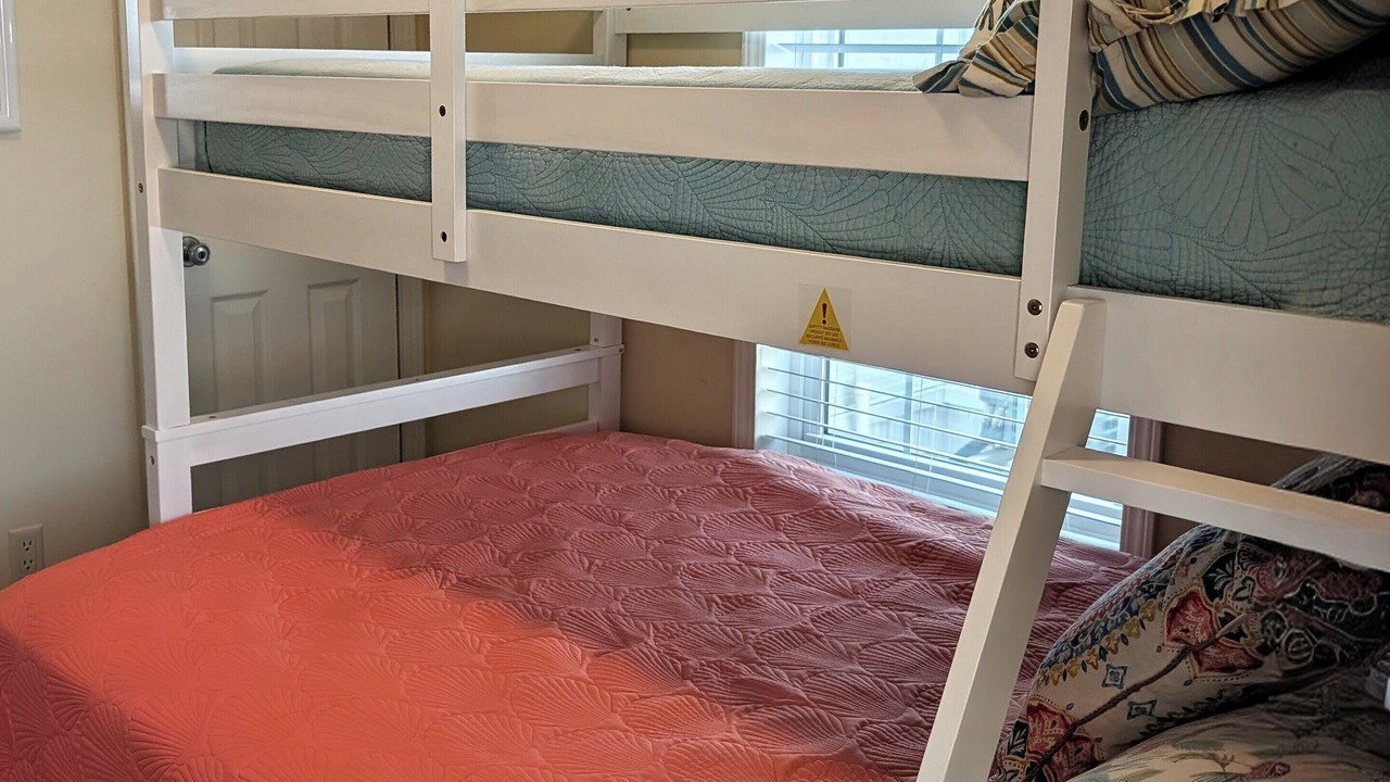 Photo of Bedroom in Nettles Island