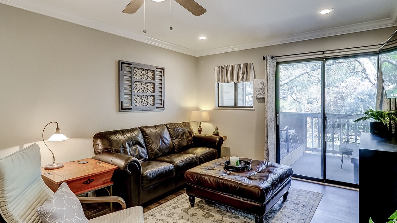 Photo of Livingroom in Palmetto Dunes
