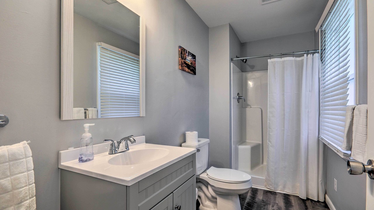 Photo of Bathroom in National Hills