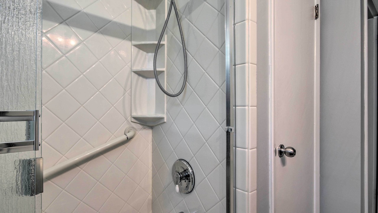 Photo of Bathroom in National Hills