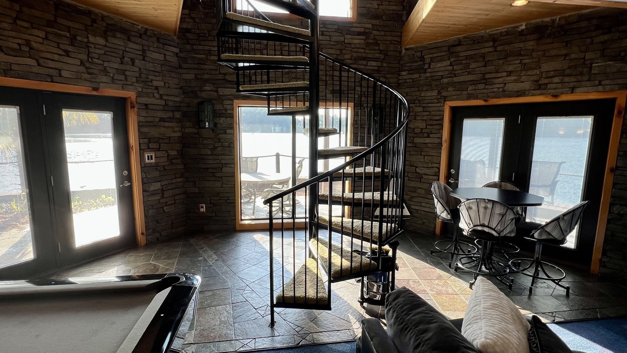 Photo of Bedroom in Six Mile