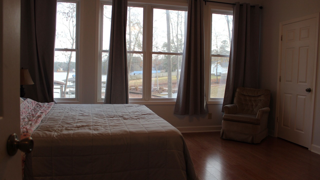 Photo of Bedroom in Greenwood
