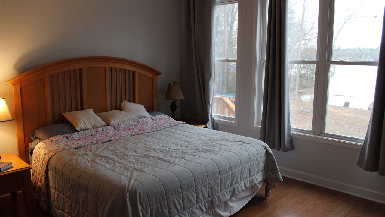 Photo of Bedroom in Greenwood