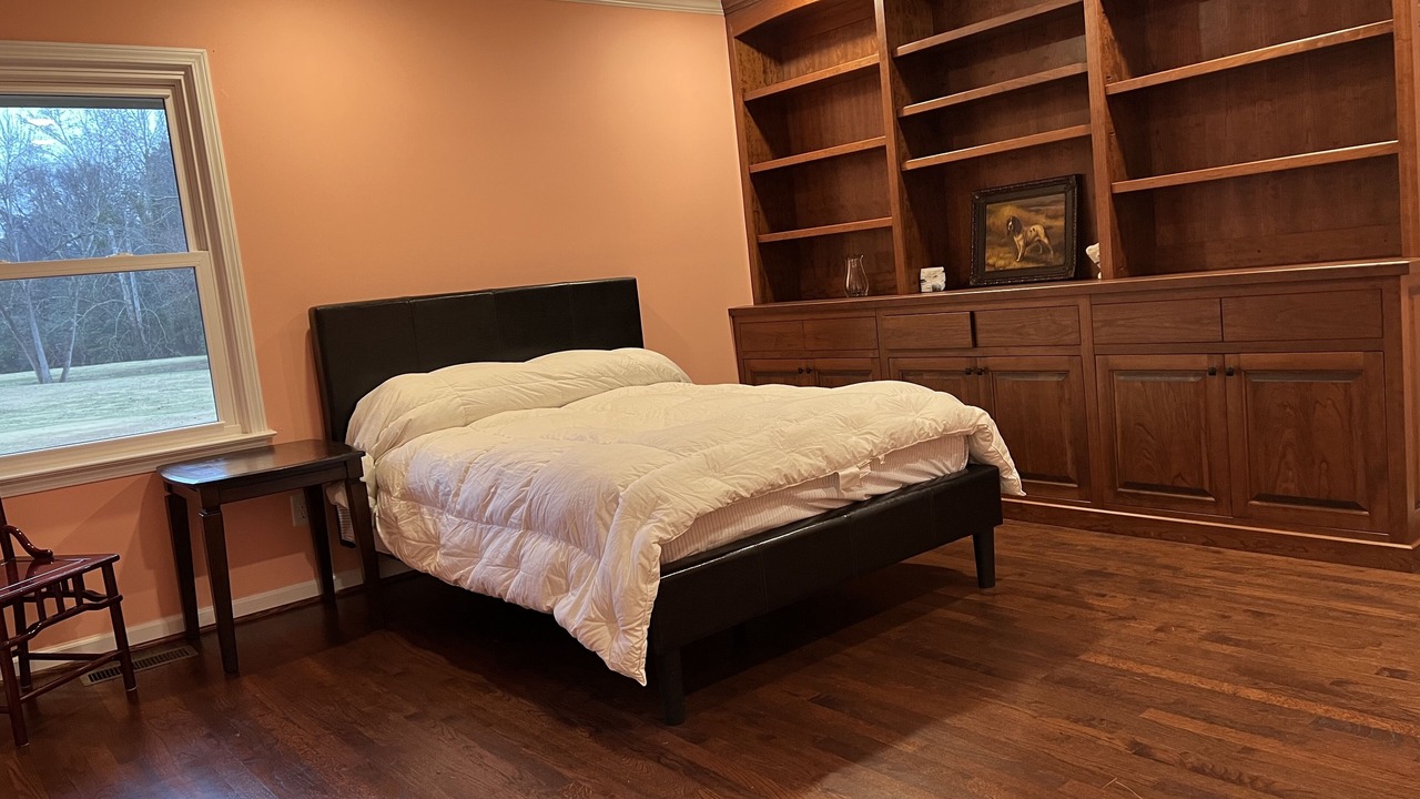 Photo of Bedroom in Summerville