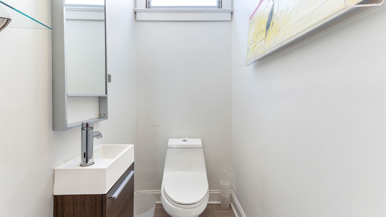 Photo of Bathroom in Savannah Victorian District