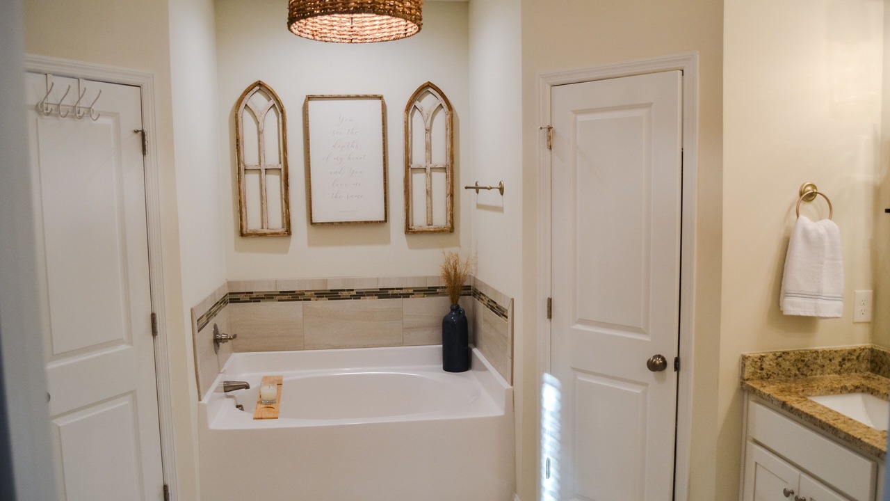 Photo of Bathroom in Martinez