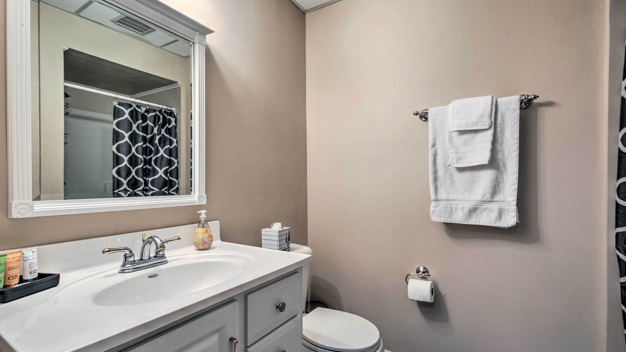 Photo of Bathroom in Appling
