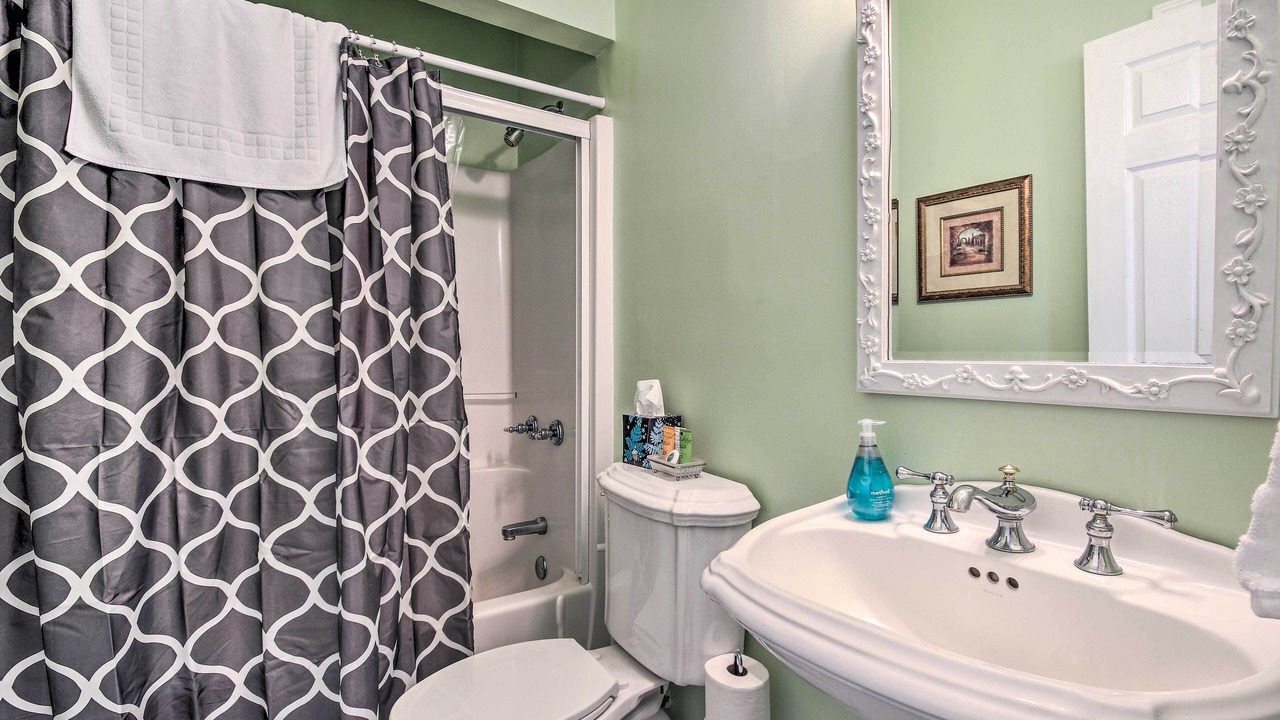 Photo of Bathroom in Appling